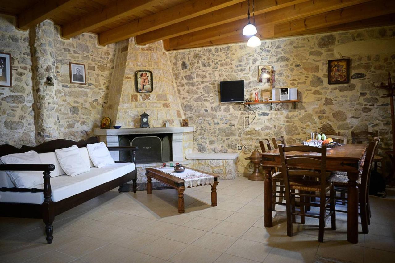 Traditional Stone Mezonete Krousonas  Extérieur photo